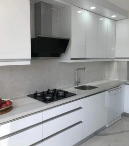 AKRİLİK MUTFAK DOLABI 